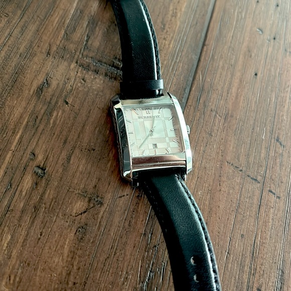 Burberry Men’s Watch - Picture 3 of 8